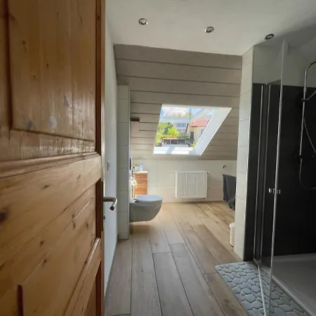 Heidi's Lerchennest * ווייקרסהיים